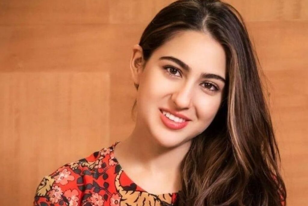 Sara Khan Biography